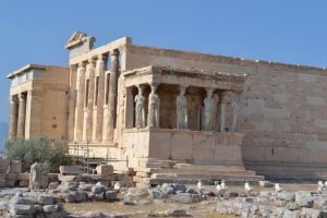 Templo de Atena. Achei tão lindas essas colunas. As originais ficam no museu (uma delas está aqui, no British Museum, god knows why).